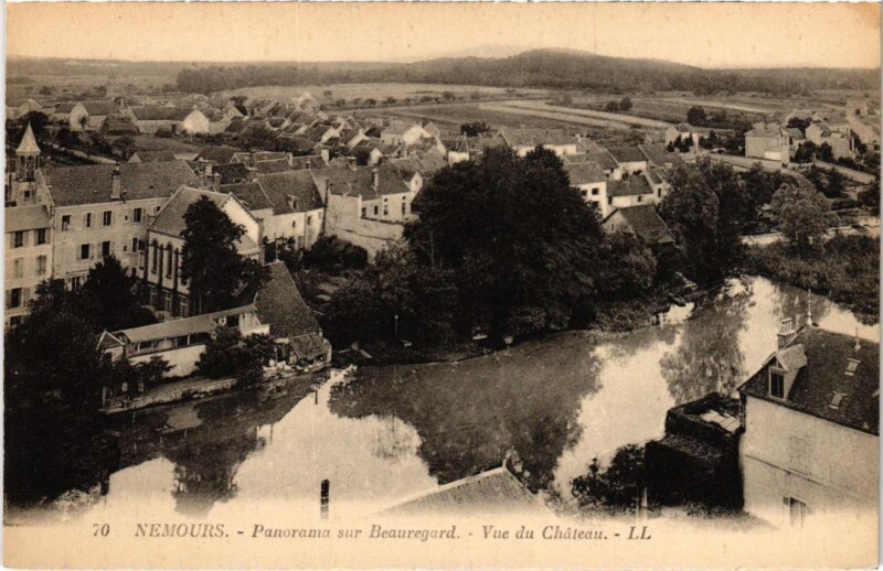 Carte postale ancienne Nemours panorama sur Beauregard à Nemours