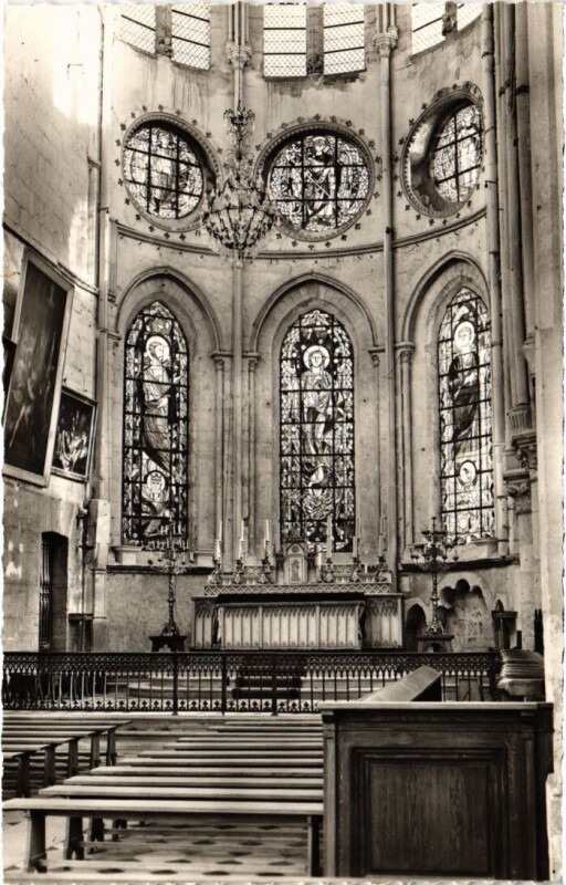Carte postale ancienne Moret sur Loing Eglise Notre Dame Le Maitre Autel