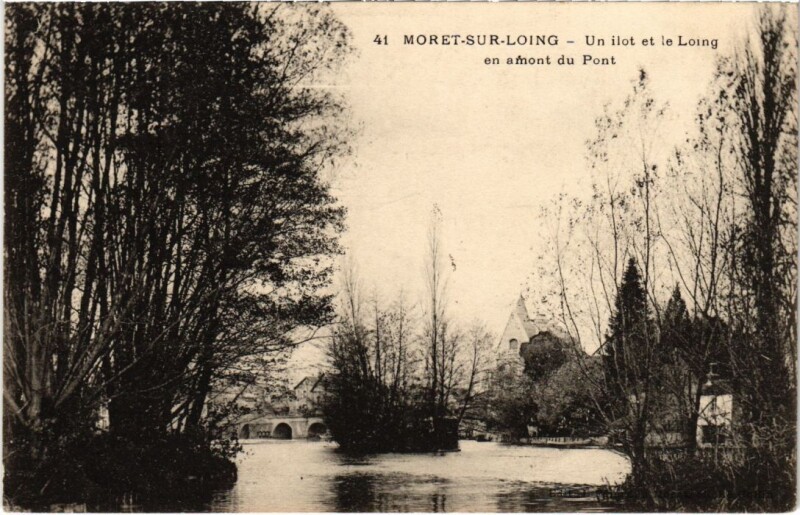 Carte postale ancienne Moret sur Loing Un ilot et le Loing