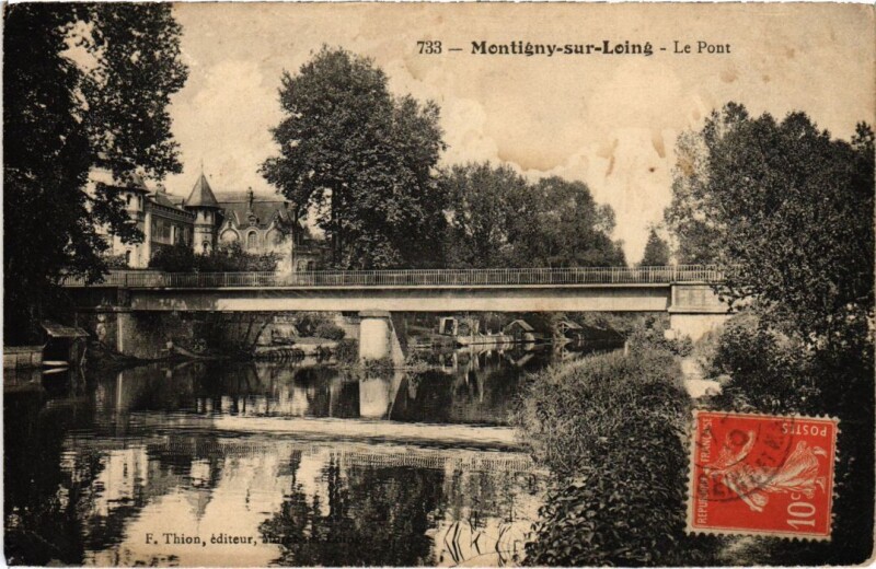 Carte postale ancienne Montigny-sur-Loing Le Pont à Montigny-sur-Loing