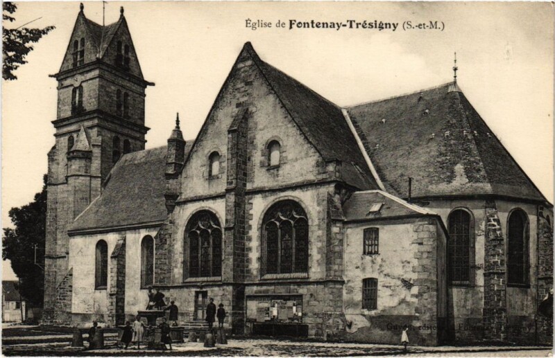 Carte postale ancienne Fontenay-Tresigny Eglise