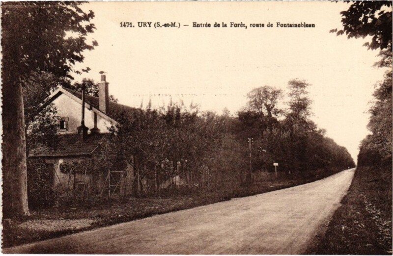 Carte postale ancienne Ury Entree de la Foret - Route de Fontainebleau à Fontainebleau