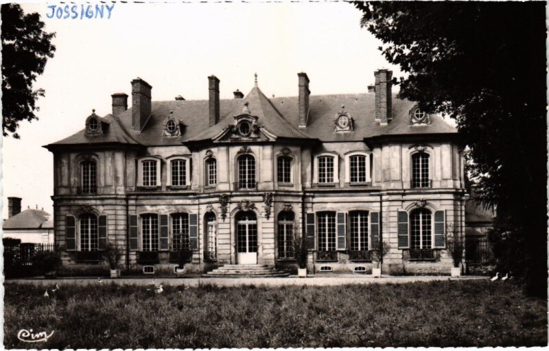 Carte postale ancienne Jossigny Le Chateau vu du Parc à Jossigny