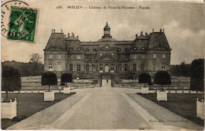 Carte postale ancienne Melun Chateau de Vaux-le-Vicomte - Facade à Melun