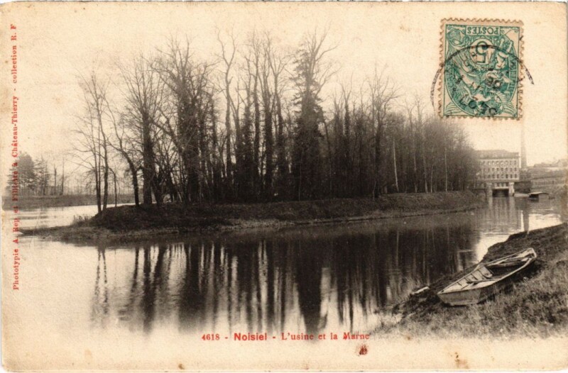 Carte postale ancienne Noisiel L'Usine et la Marne à Noisiel