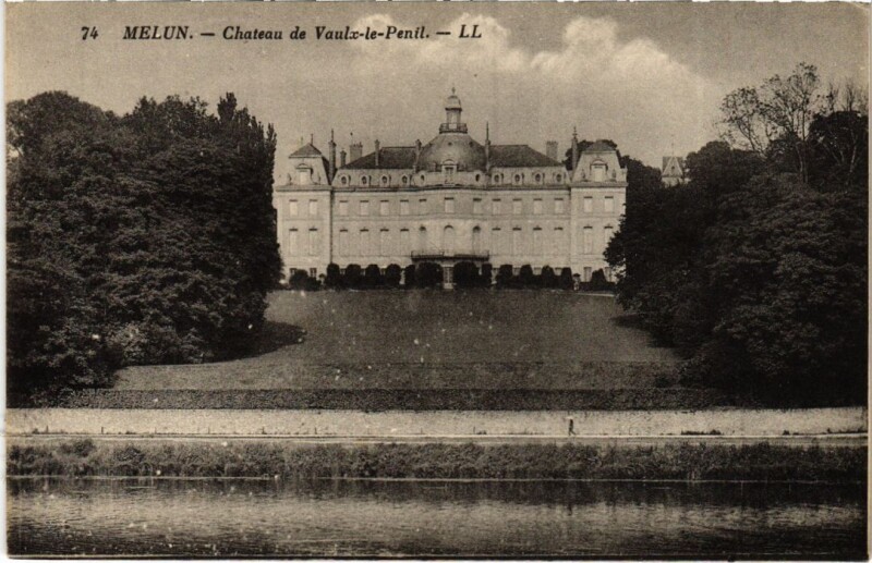 Carte postale ancienne Melun Chateau de Vaulx-le-Penil à Melun