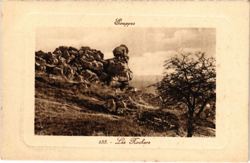 Carte postale ancienne Souppes sur Loing Les Rochers à Souppes-sur-Loing
