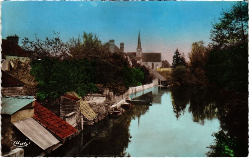 Carte postale ancienne Souppes sur Loing Les bords du Loing à Souppes-sur-Loing