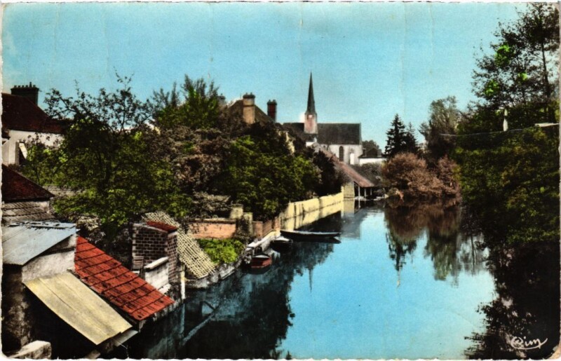 Carte postale ancienne Souppes sur Loing Les bords du Loing à Souppes-sur-Loing