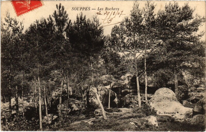 Carte postale ancienne Souppes sur Loing Les Rochers à Souppes-sur-Loing