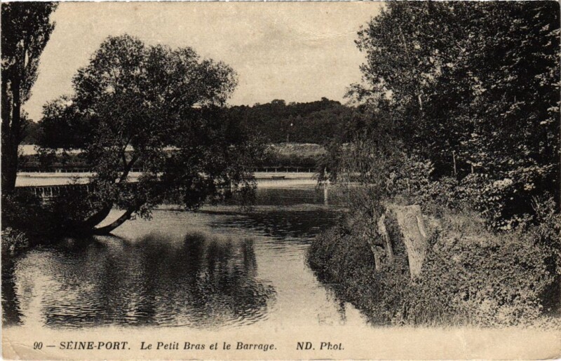 Carte postale ancienne Seine Port Le Petit Bras et le Barrage à Seine-Port