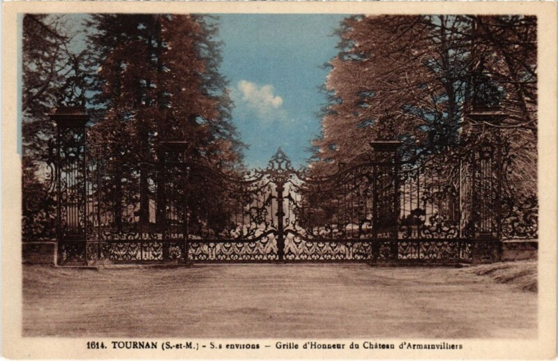 Carte postale ancienne Tournan-en-Brie Ses Environs - Chateau d'Armainvilliers à Tournan-en-Brie