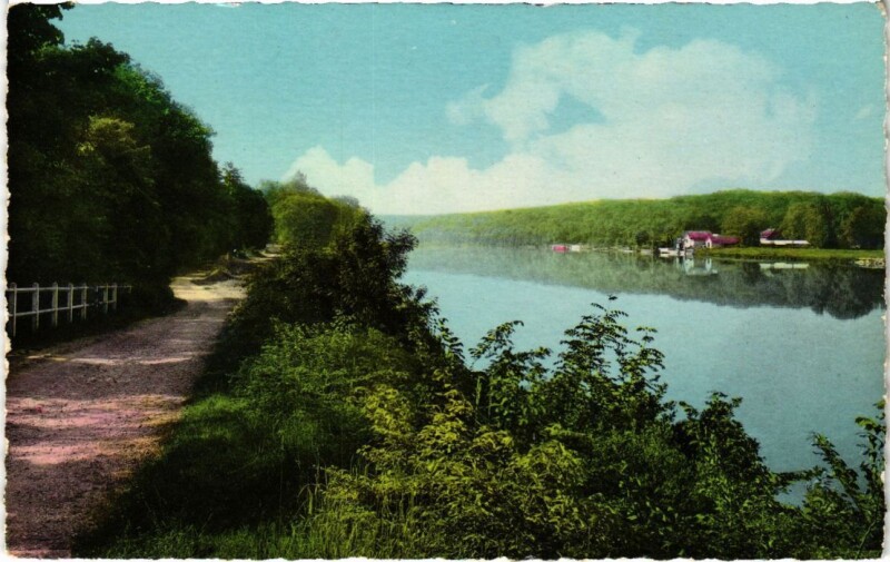 Carte postale ancienne Samoreau Bords de la Seine en amont du Pont à Samoreau