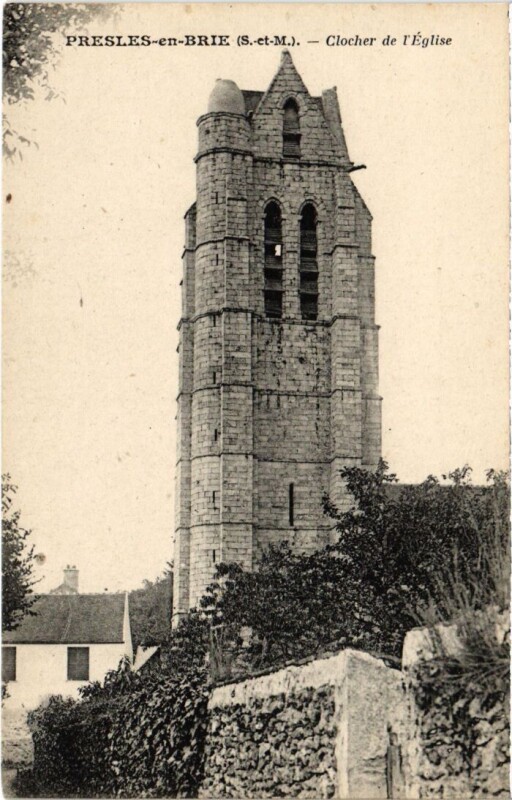 Carte postale ancienne Presles-en-Brie Clocher de l'Eglise à Presles-en-Brie