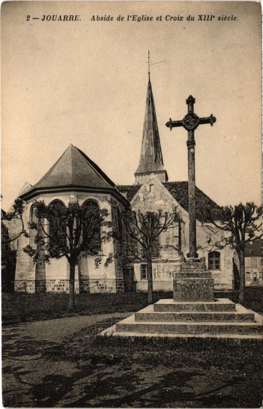 Carte postale ancienne Jouarre Abside de l'Eglise et Croix à Jouarre