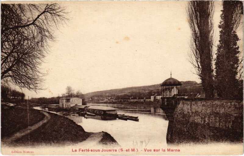 Carte postale ancienne La Ferte sous Jouarre vue sur la Marne à Jouarre