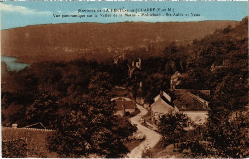 Carte postale ancienne La Ferte sous Jouarre vue panoramique à Jouarre