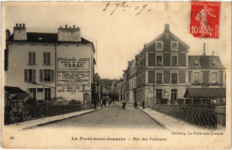 Carte postale ancienne La Ferte sous Jouarre Rue des Pelletiers à Jouarre