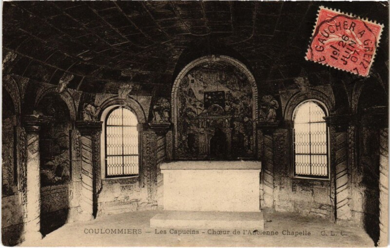 Carte postale ancienne Coulommiers Les Capucins Choeur de l'Ancienne Chapelle à Coulommiers