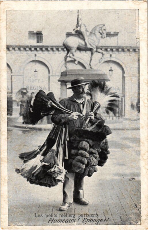 Carte postale ancienne Paris Petits Metiers Plumeaux