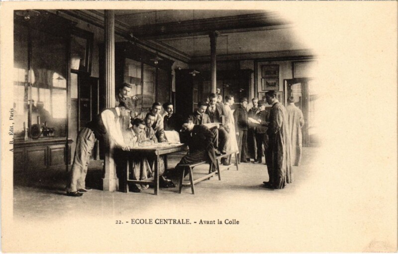 Carte postale ancienne Paris 3e Ecole Centrale avant la Colle à Paris 3e