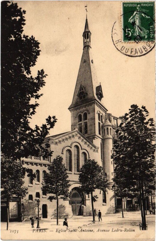 Carte postale ancienne Paris 12e Eglise Saint-Antoine Avenue Ledru-Rollin Nd Phot à Paris 12e