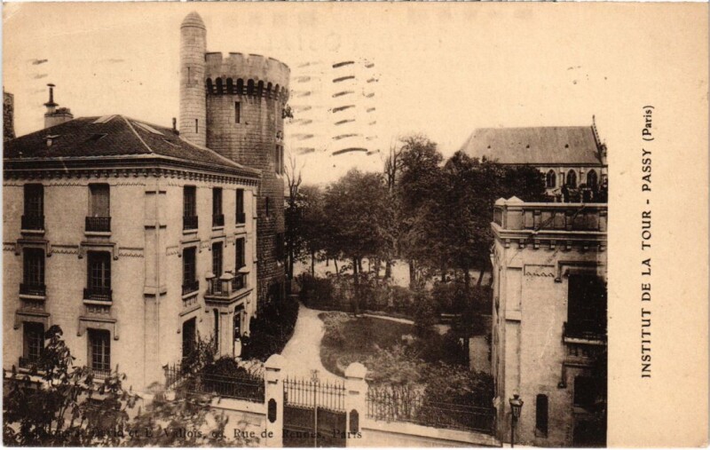 Carte postale ancienne Institut de la Tour - Passy à Paris 16e