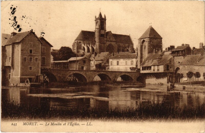 Carte postale ancienne Moret-sur-Loing Le Moulin et l'Eglise
