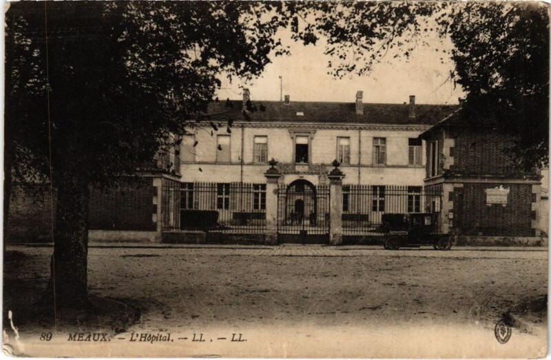 Carte postale ancienne Meaux L'Hopital à Meaux