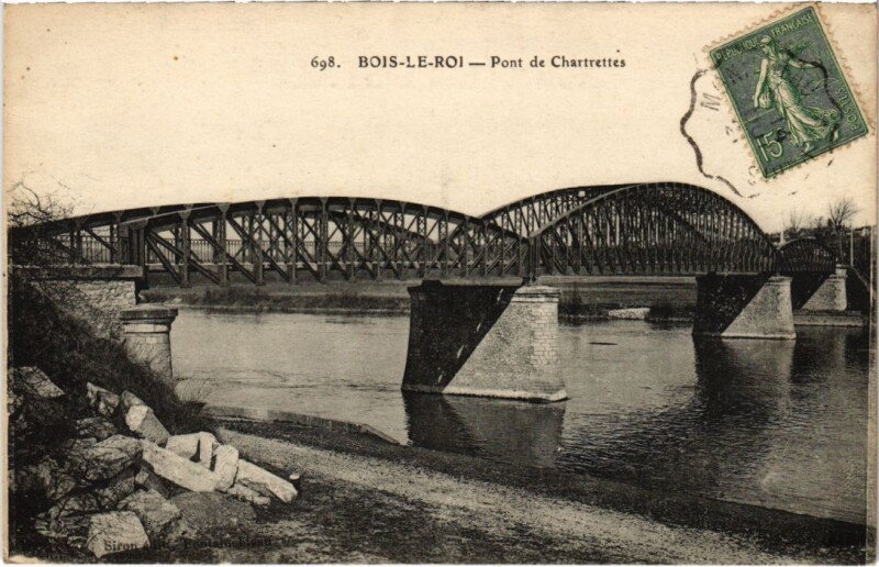 Carte postale ancienne Bois-le-Roi Pont de Chartrettes à Bois-le-Roi