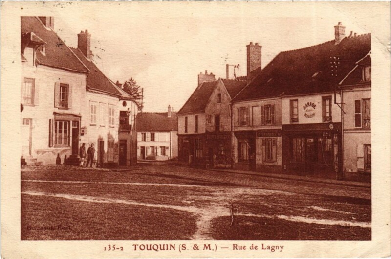 Carte postale ancienne Touquin Rue de Lagny à Touquin