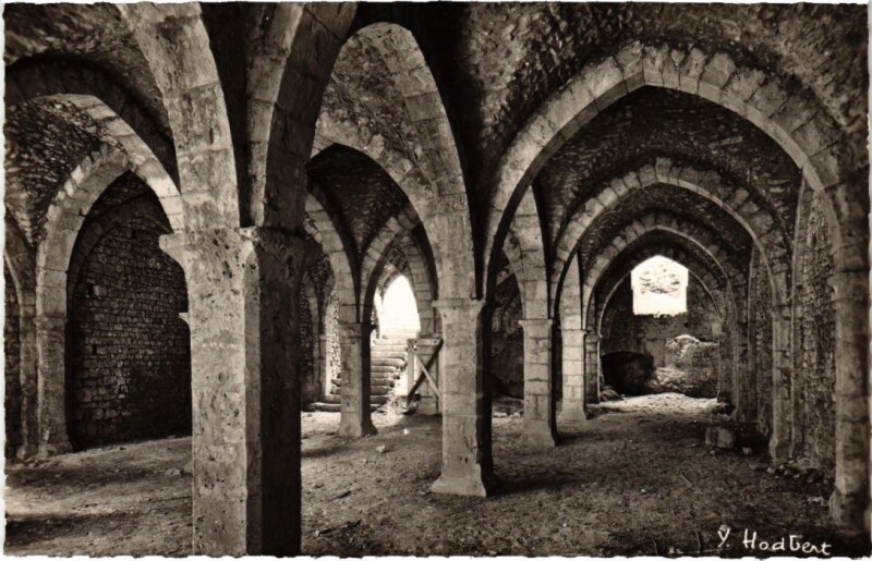 Carte postale ancienne Provins Le Caveau du Saint-Esprit à Provins