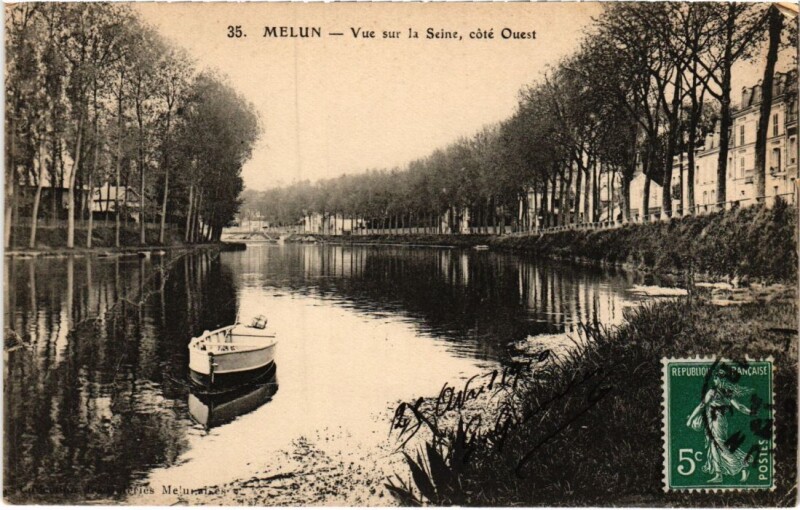 Carte postale ancienne Melun vue sur la Seine à Melun