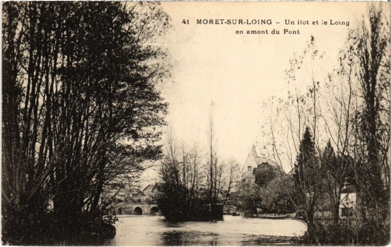 Carte postale ancienne Moret Un ilot et le Loing