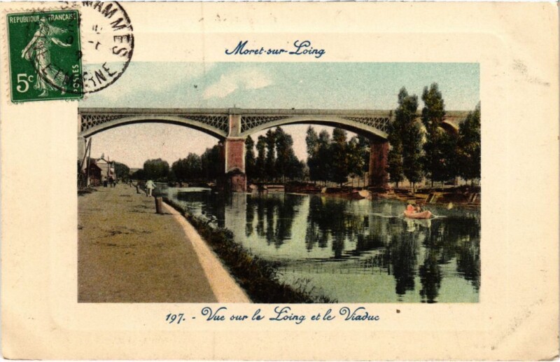 Carte postale ancienne Moret vue sur le Loing et le Viaduc