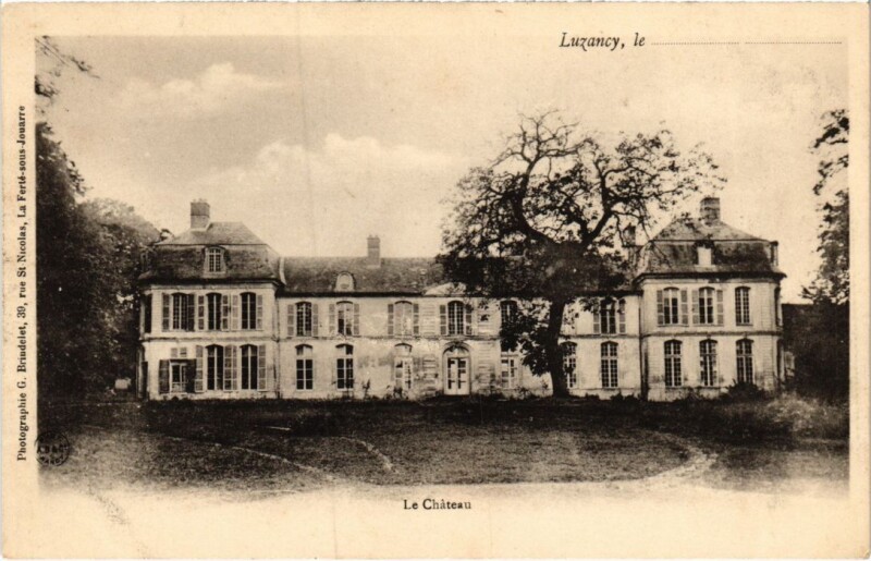 Carte postale ancienne Luzancy Le Chateau à Luzancy
