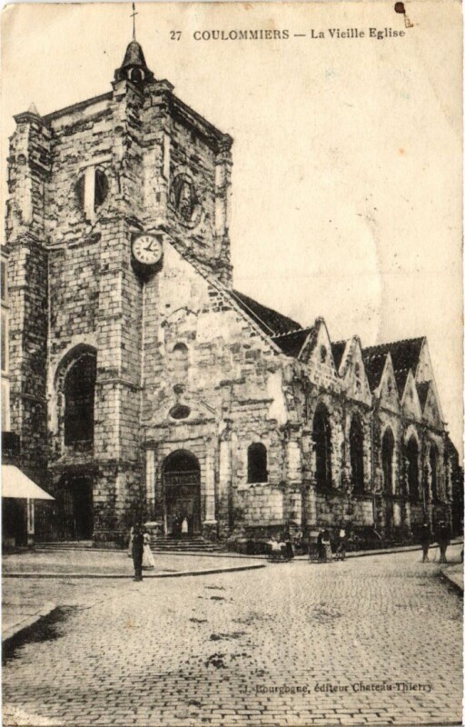 Carte postale ancienne Coulommiers La Vieille Eglise à Coulommiers