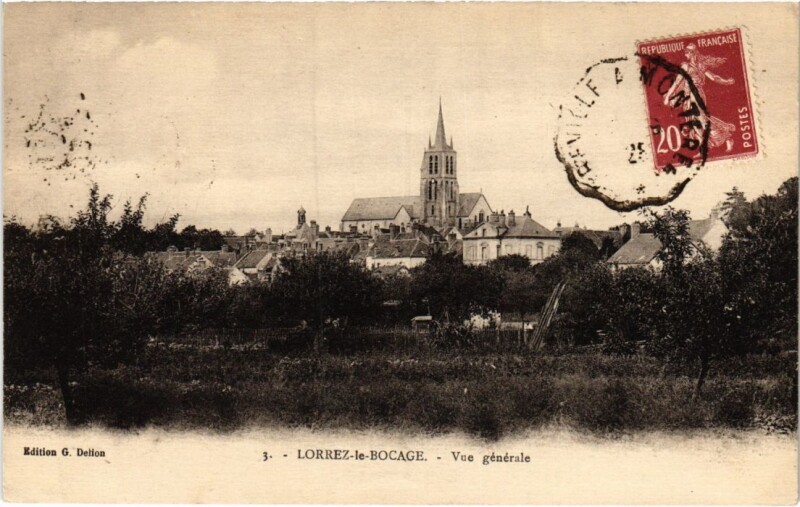 Carte postale ancienne Lorrez le Bocage vue generale