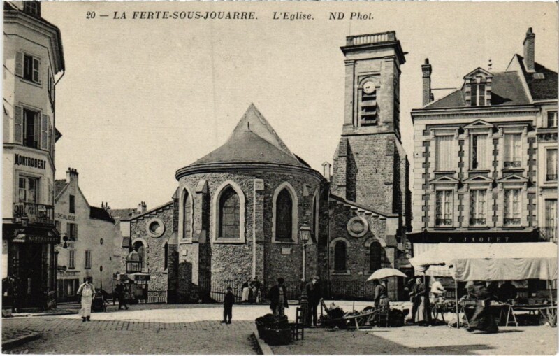 Carte postale ancienne La Ferte sous Jouarre Eglise à Jouarre
