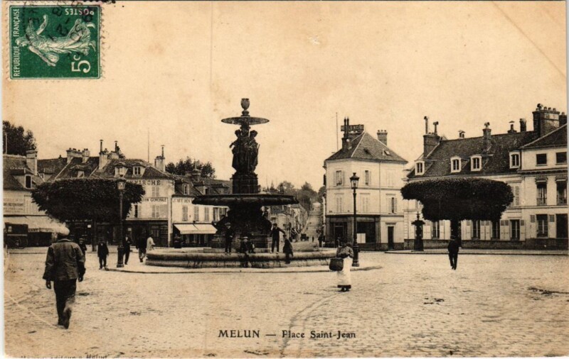 Carte postale ancienne Melun Place Saint-Jean à Melun