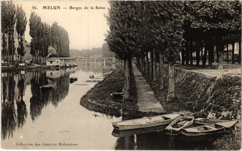 Carte postale ancienne Melun Berges de Seine à Melun