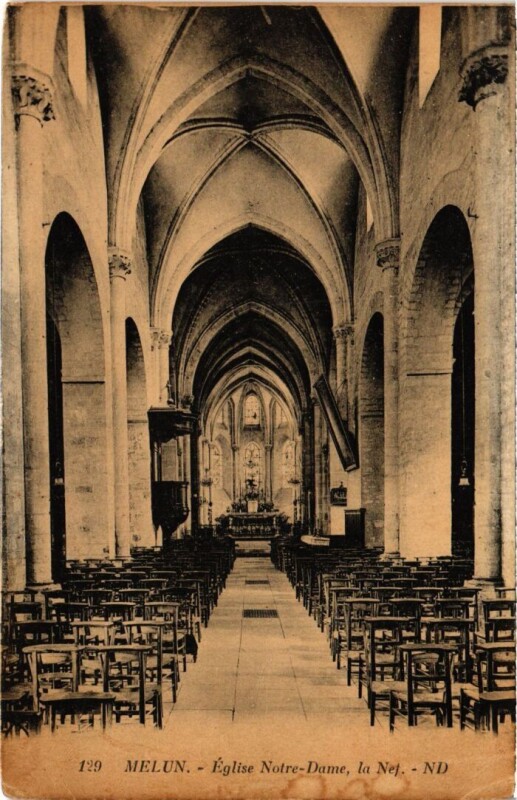 Carte postale ancienne Melun Eglise Notre Dame la Nef à Melun