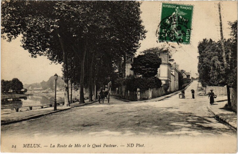 Carte postale ancienne Melun Route de Mee et le Quai Pasteur à Melun