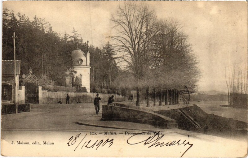 Carte postale ancienne Melun Promenade de Vaux à Melun