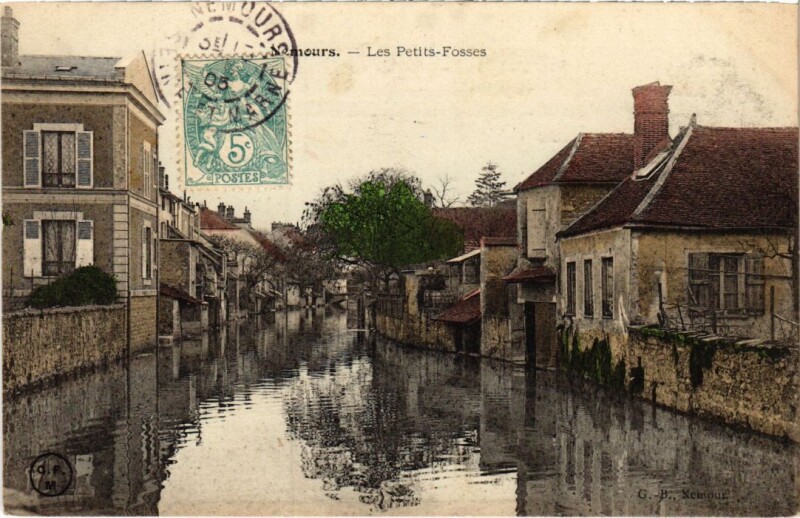 Carte postale ancienne Nemours Les Petits Fosses à Nemours