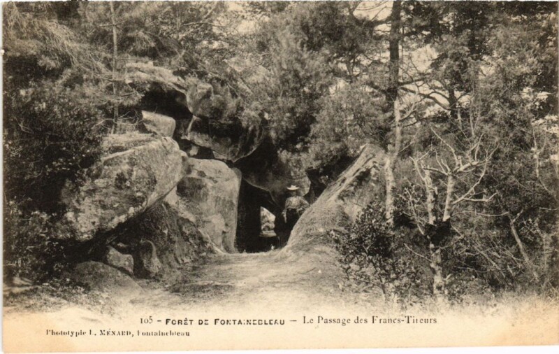 Carte postale ancienne Foret de Fontainebleau Le Passage des Francs Tireurs à Fontainebleau