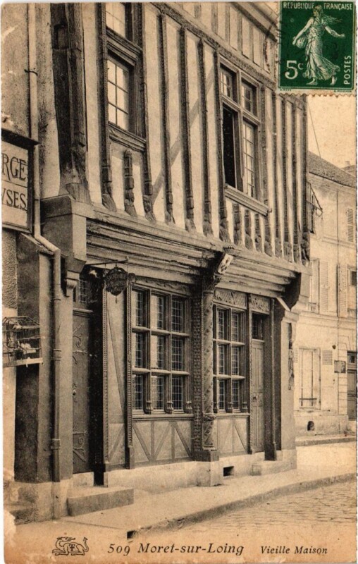 Carte postale ancienne Moret Vieille Maison