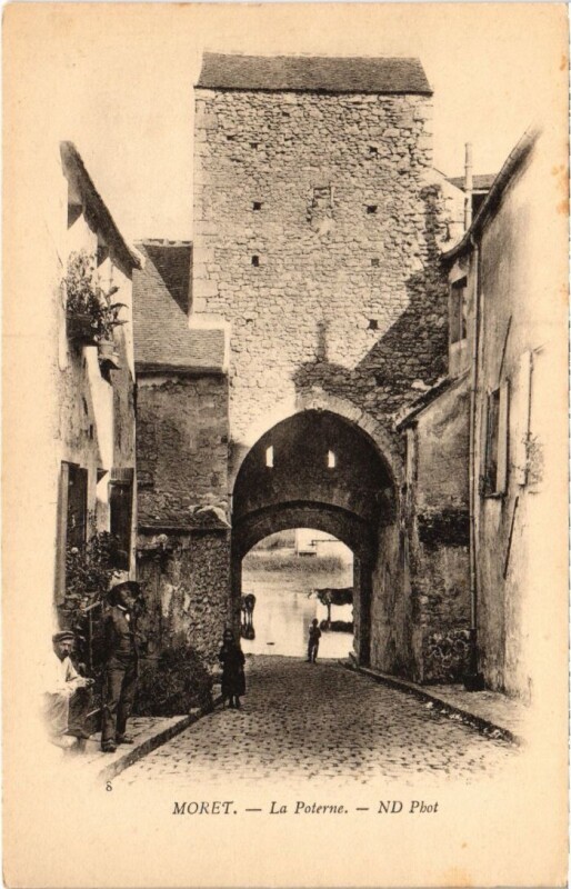 Carte postale ancienne Moret La Poterne