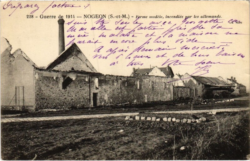 Carte postale ancienne Moret Ferme modele