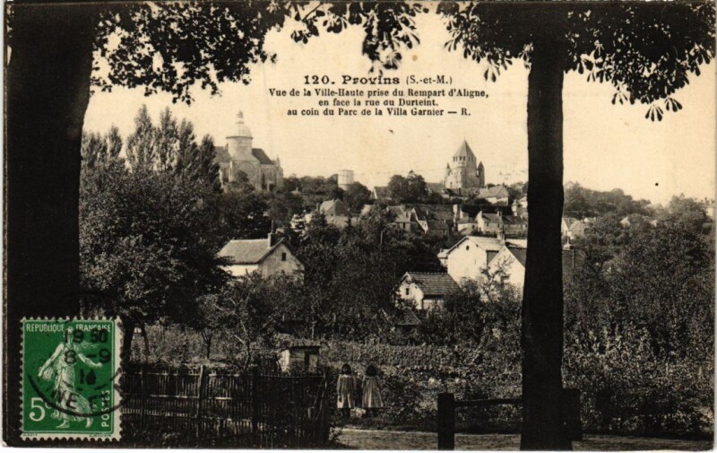 Carte postale ancienne Provins vue de la Ville Haute à Provins
